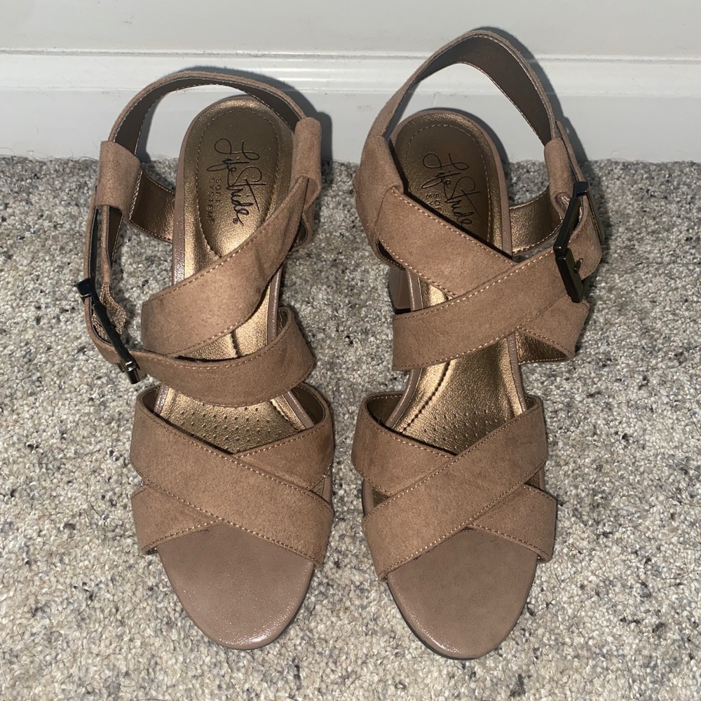 Life Stride Strappy Tan Faux Suede Heels Size 8.5